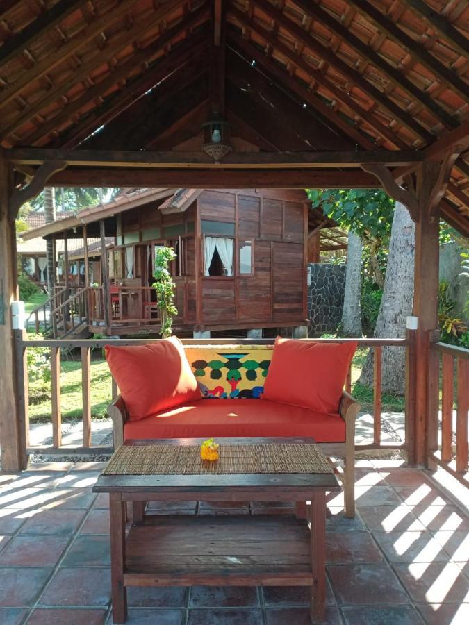 Wooden House Candidasa Manggis Buitenkant foto