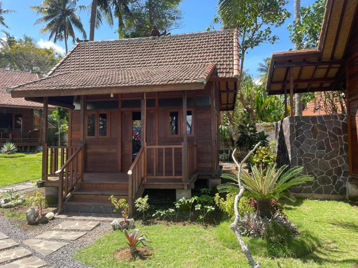 Wooden House Candidasa Manggis Buitenkant foto