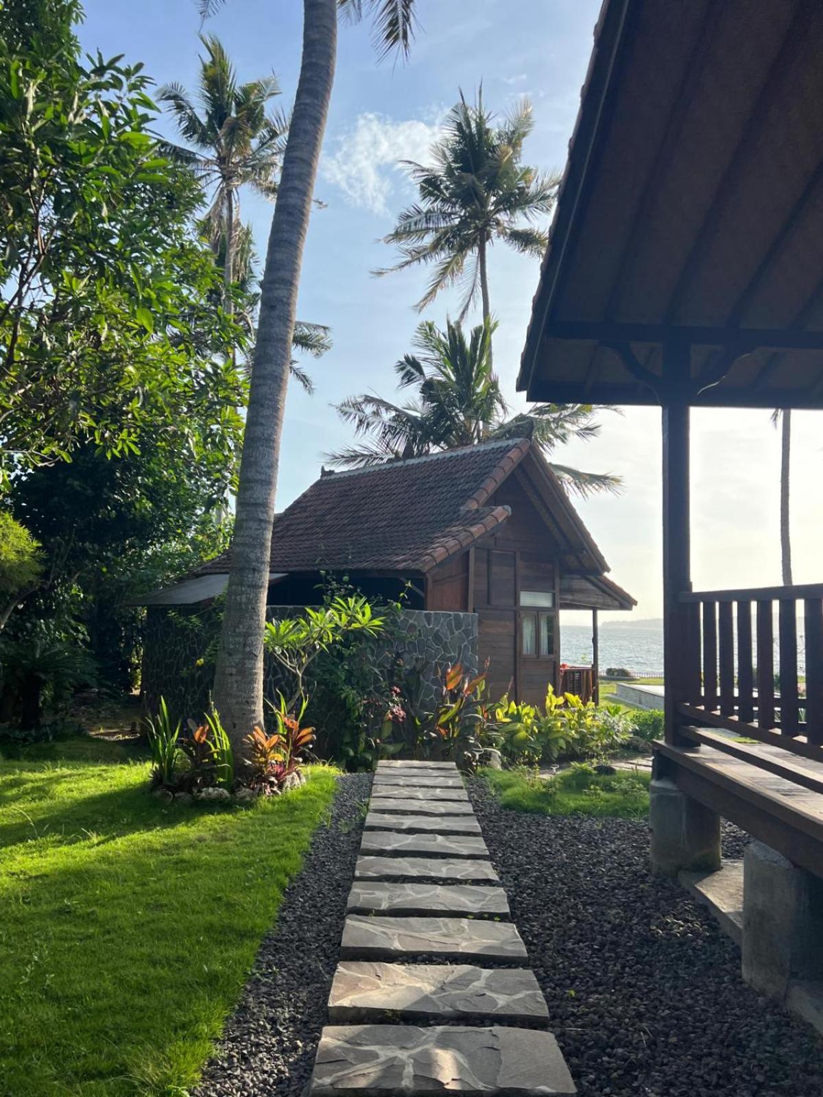 Wooden House Candidasa Manggis Buitenkant foto