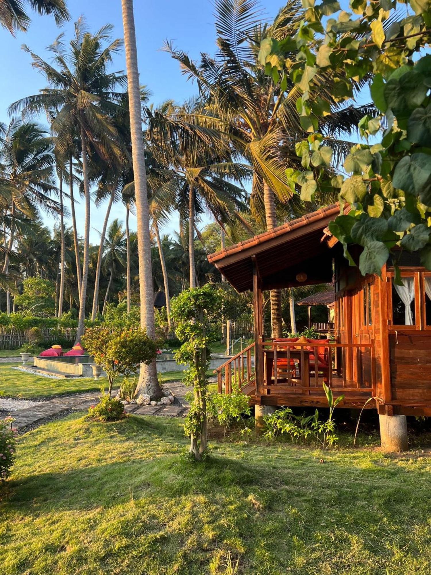 Wooden House Candidasa Manggis Buitenkant foto